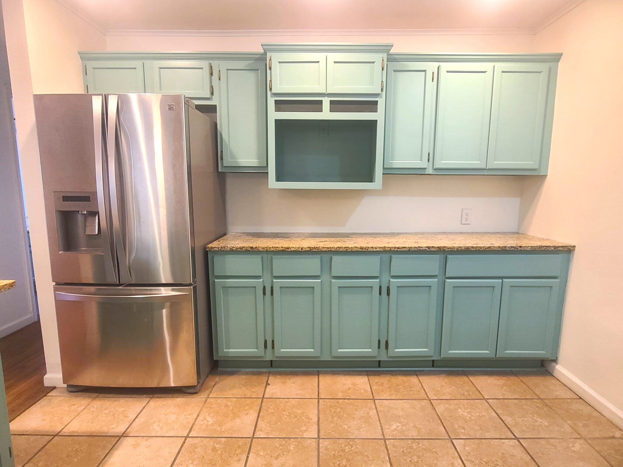 Cabinets painted in Tulsa, OK